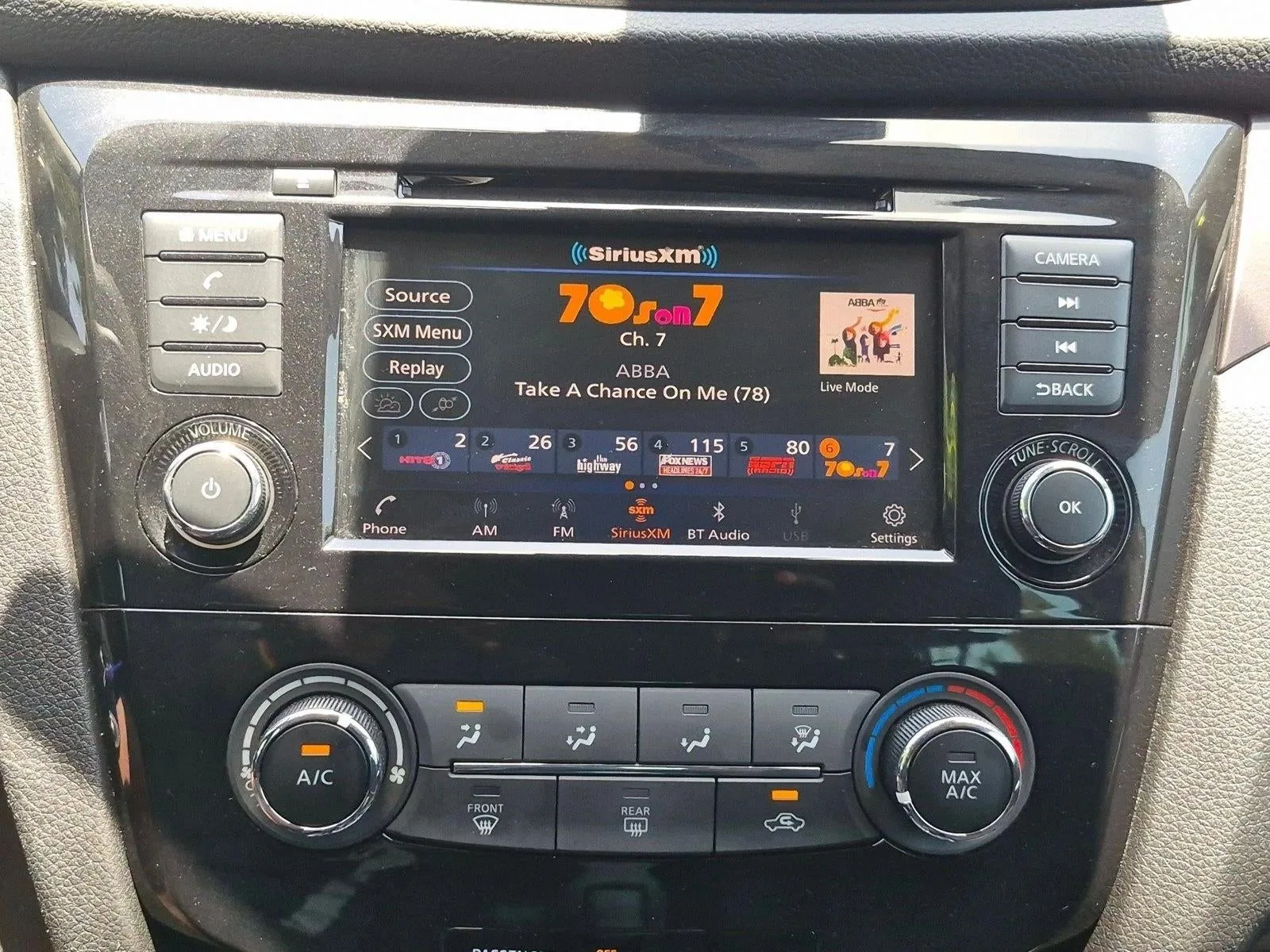 2021 Nissan Rogue Sport FWD S photo 12