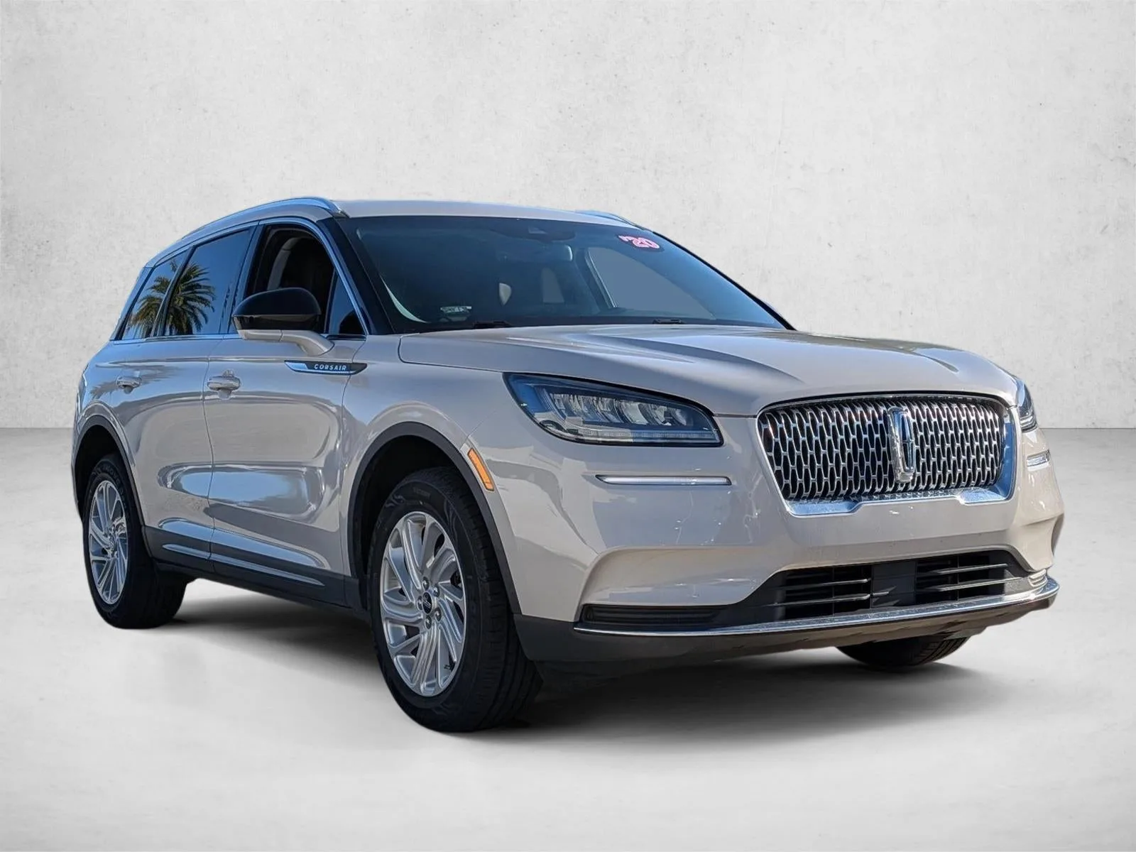 2020 Lincoln Corsair Standard FWD photo 3