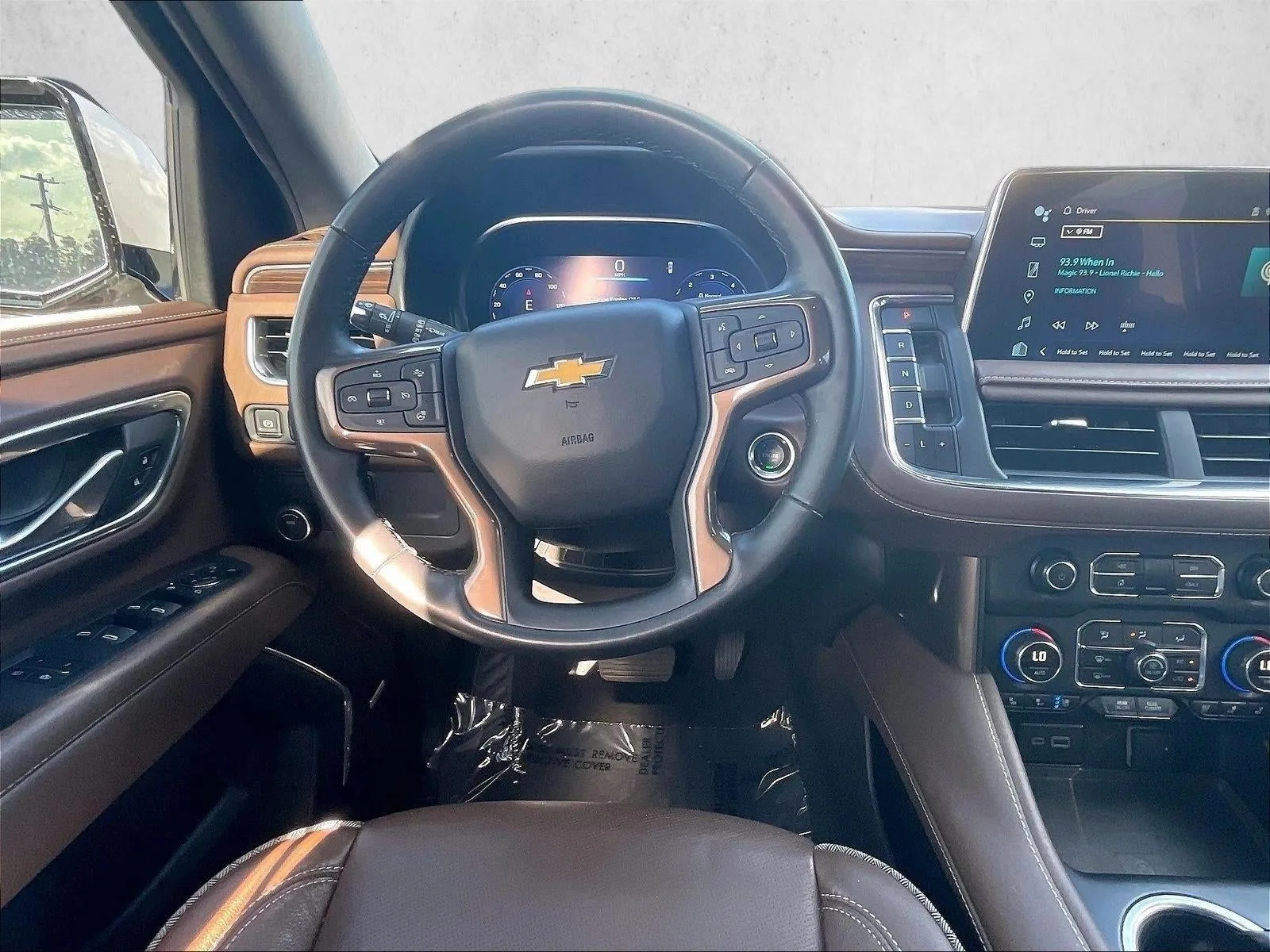 2024 Chevrolet Suburban High Country photo 7
