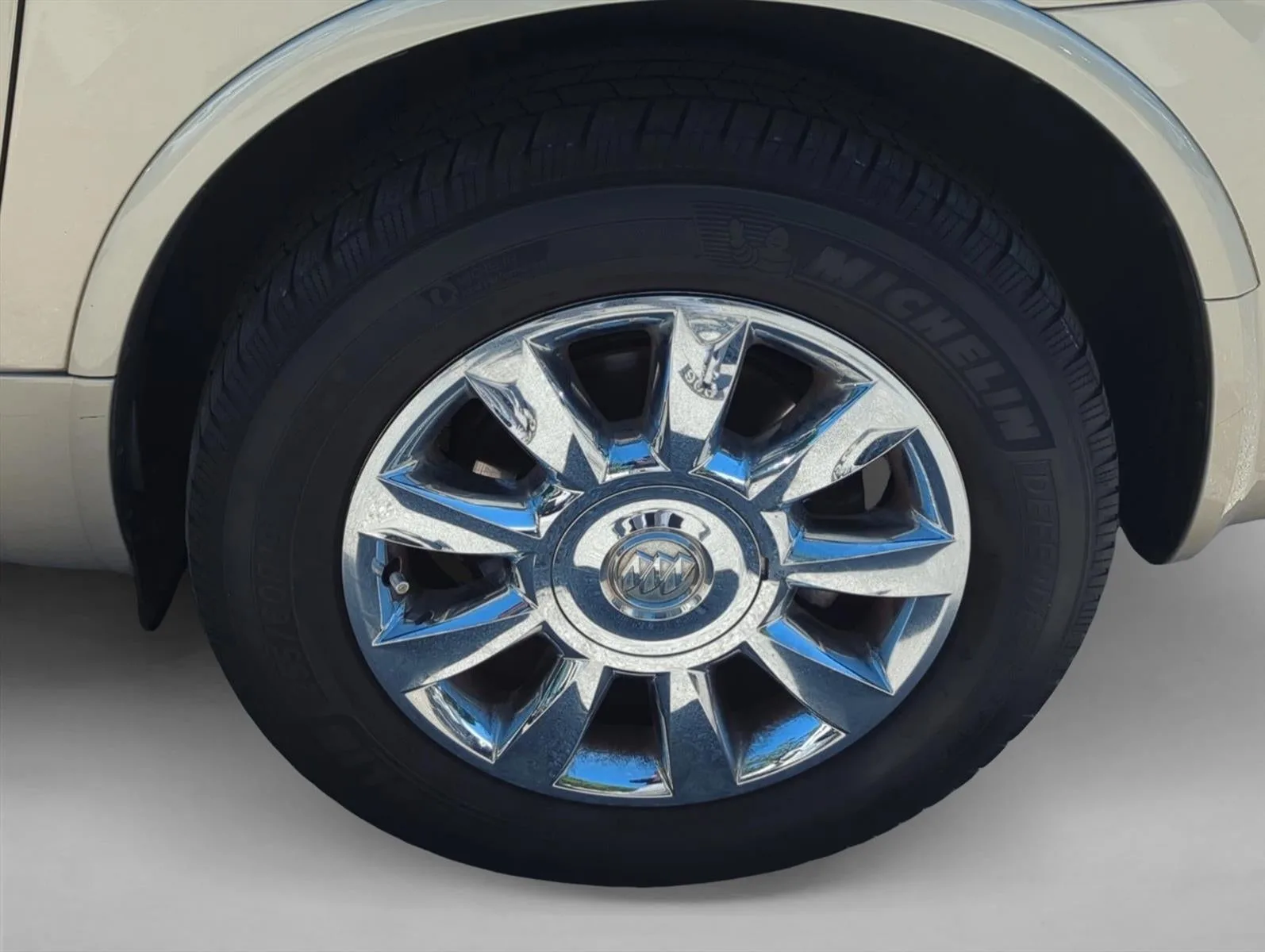 2015 Buick Enclave Premium FWD photo 9