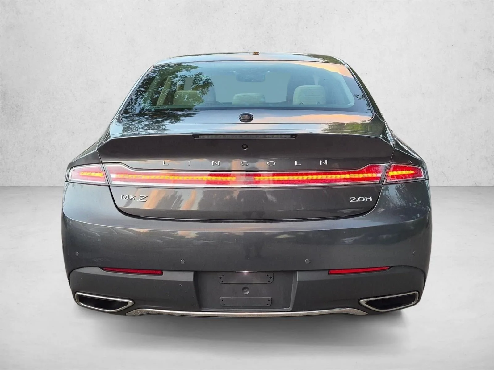 2020 Lincoln MKZ Hybrid Reserve FWD photo 6
