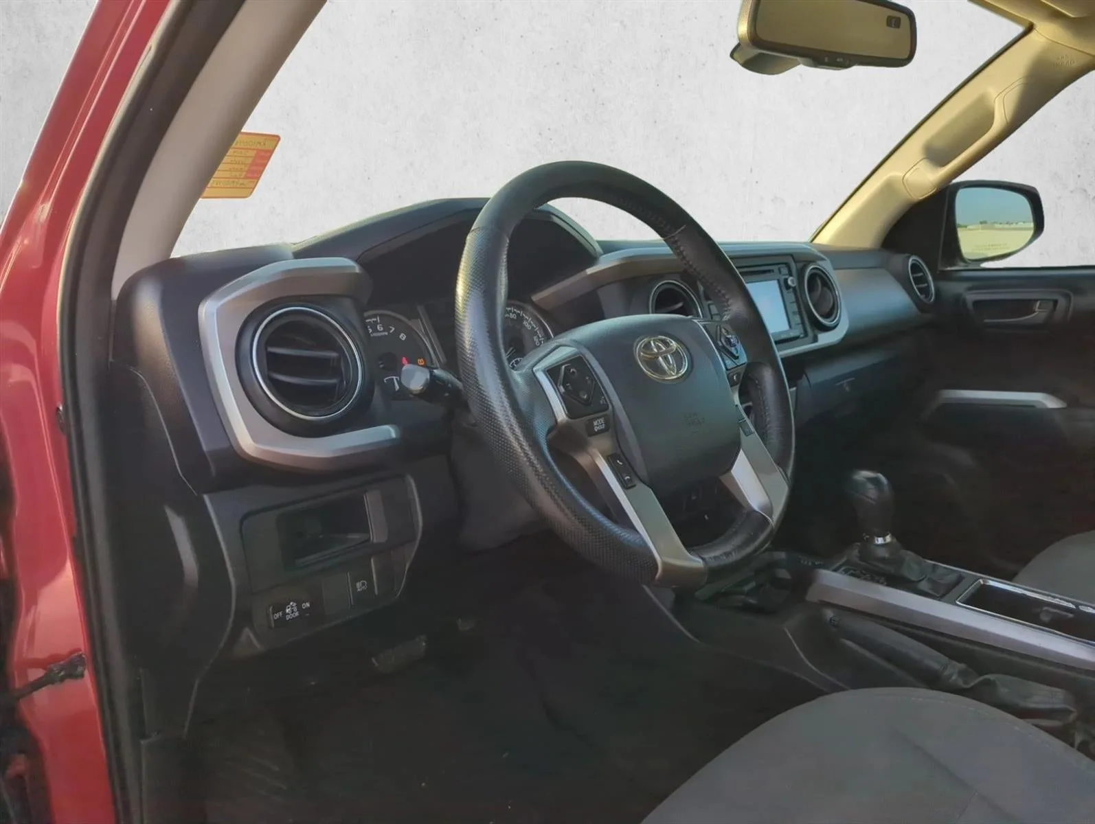 2019 Toyota Tacoma 2WD 2WD SR5 Double Cab 5' Bed V6 AT (GS) photo 12