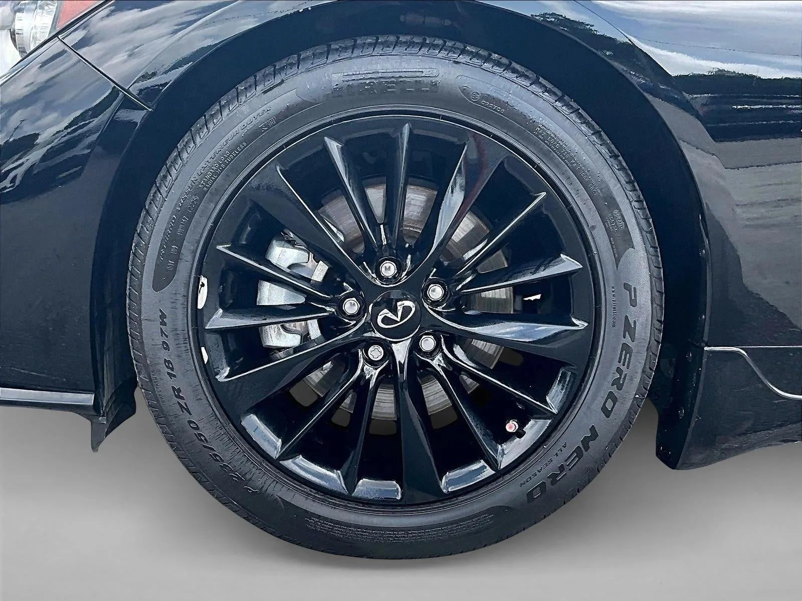2024 INFINITI Q50 LUXE photo 10