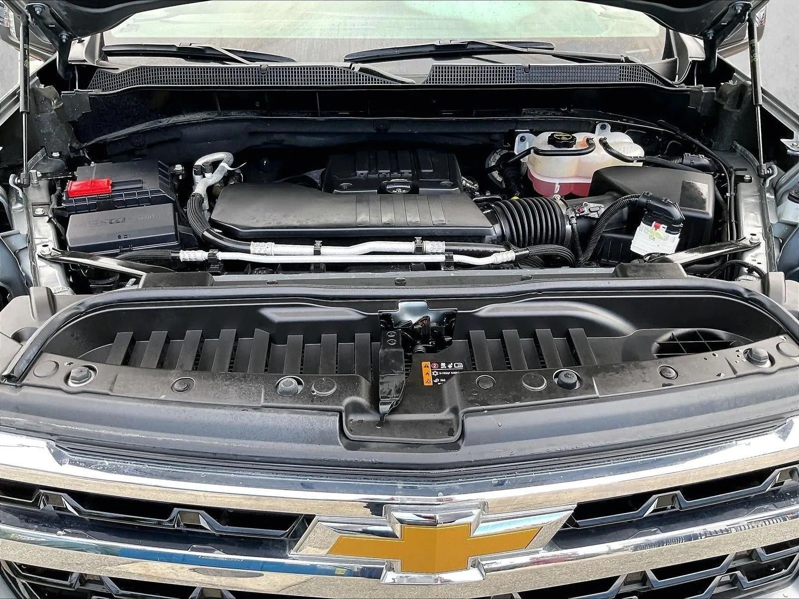 2025 Chevrolet Silverado 1500 LT photo 11