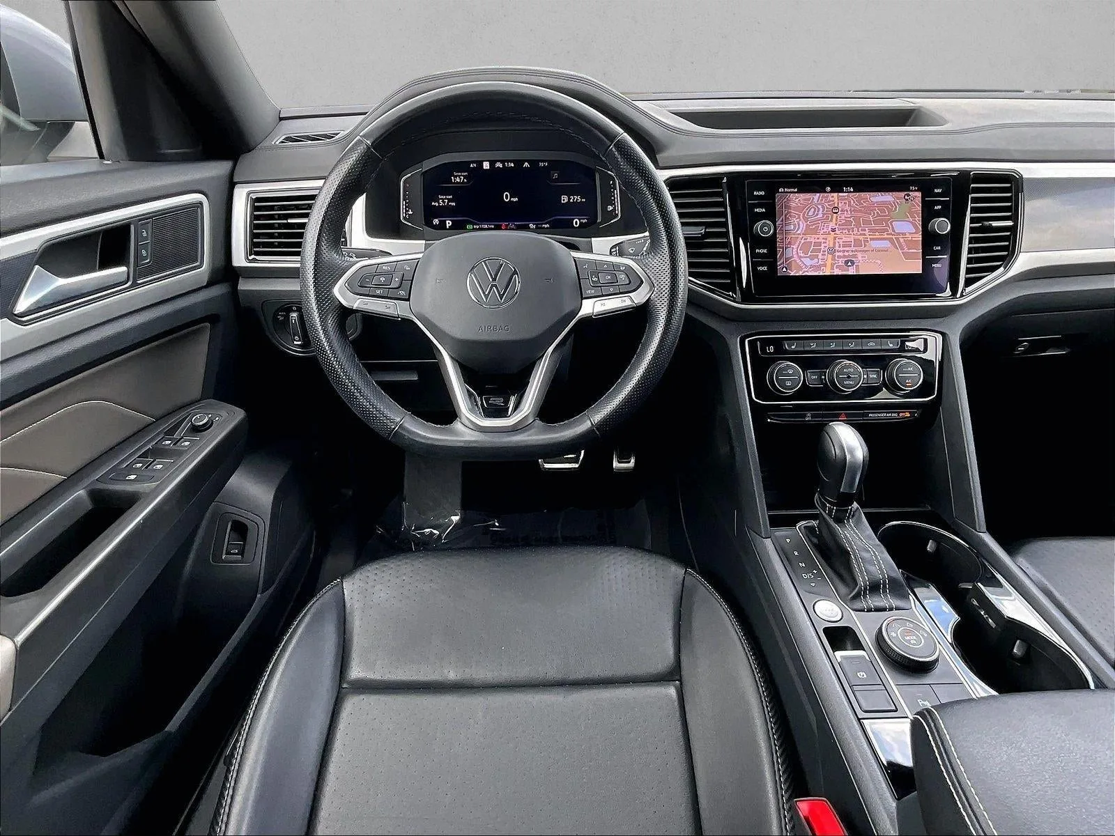 2022 Volkswagen Atlas Cross Sport 3.6L V6 SEL R-Line 4MOTION photo 7