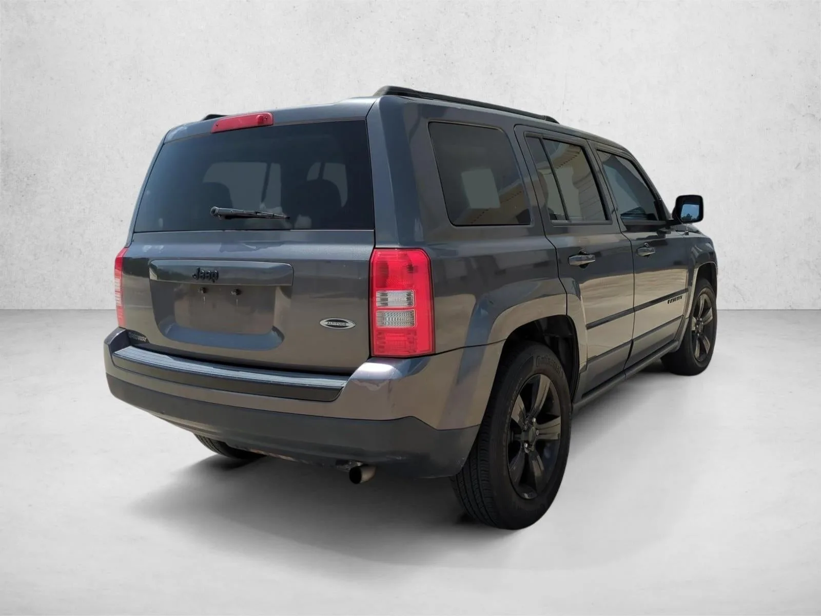 2014 Jeep Patriot FWD 4dr Altitude photo 5
