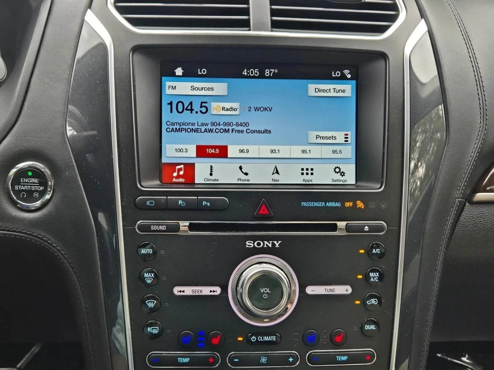 2018 Ford Explorer Platinum 4WD photo 11