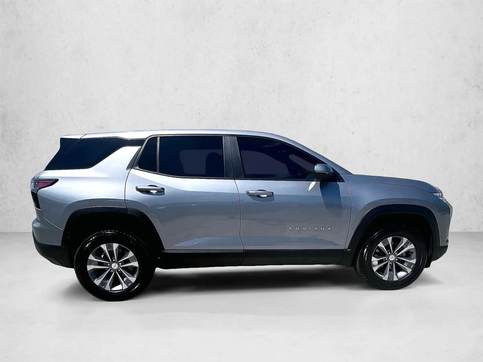 2025 Chevrolet Equinox LT photo 5