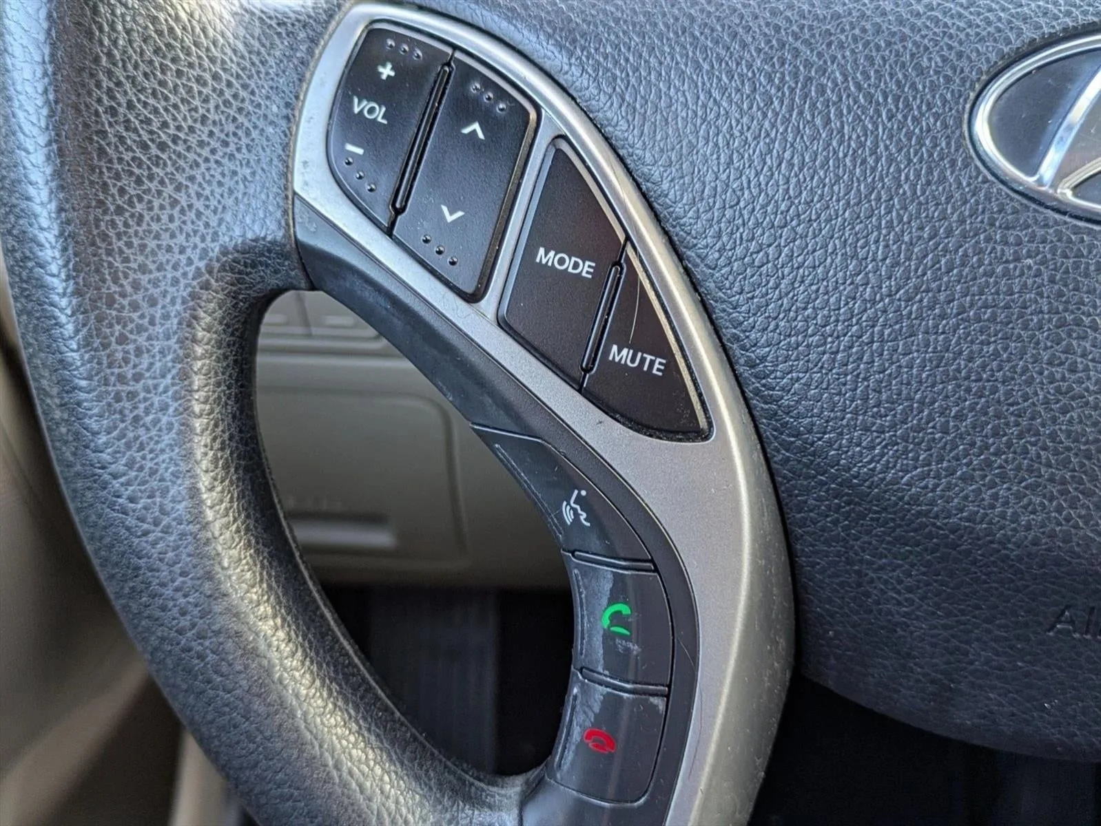 2016 Hyundai ELANTRA GT 5dr HB Auto photo 5