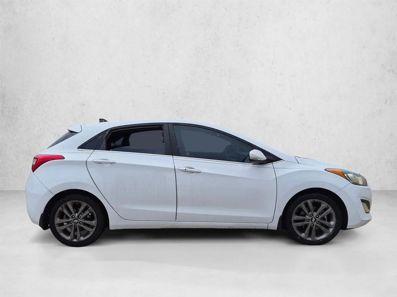2016 Hyundai ELANTRA GT 5dr HB Auto photo 4