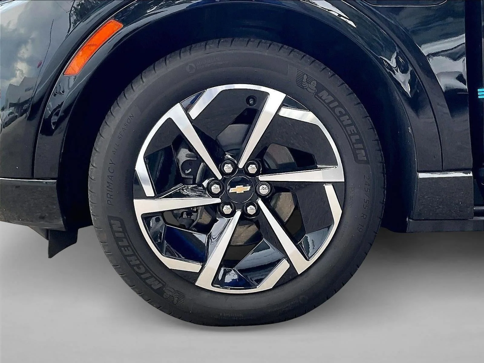 2024 Chevrolet Equinox EV 2LT photo 10