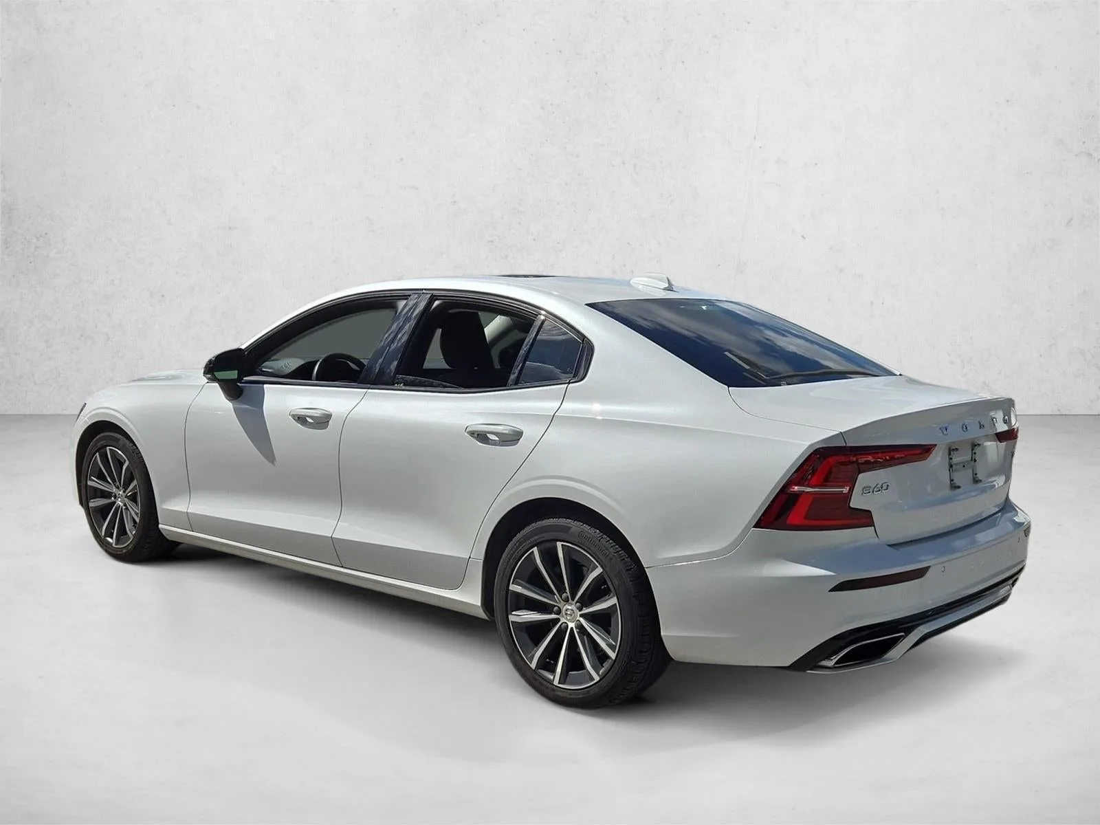 2021 Volvo S60 T5 FWD Momentum photo 7