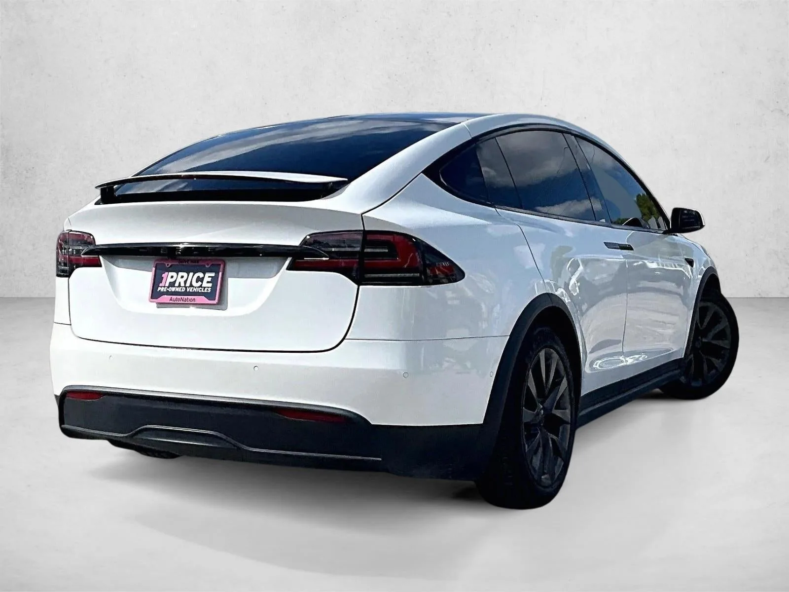 2023 Tesla Model X Base photo 2
