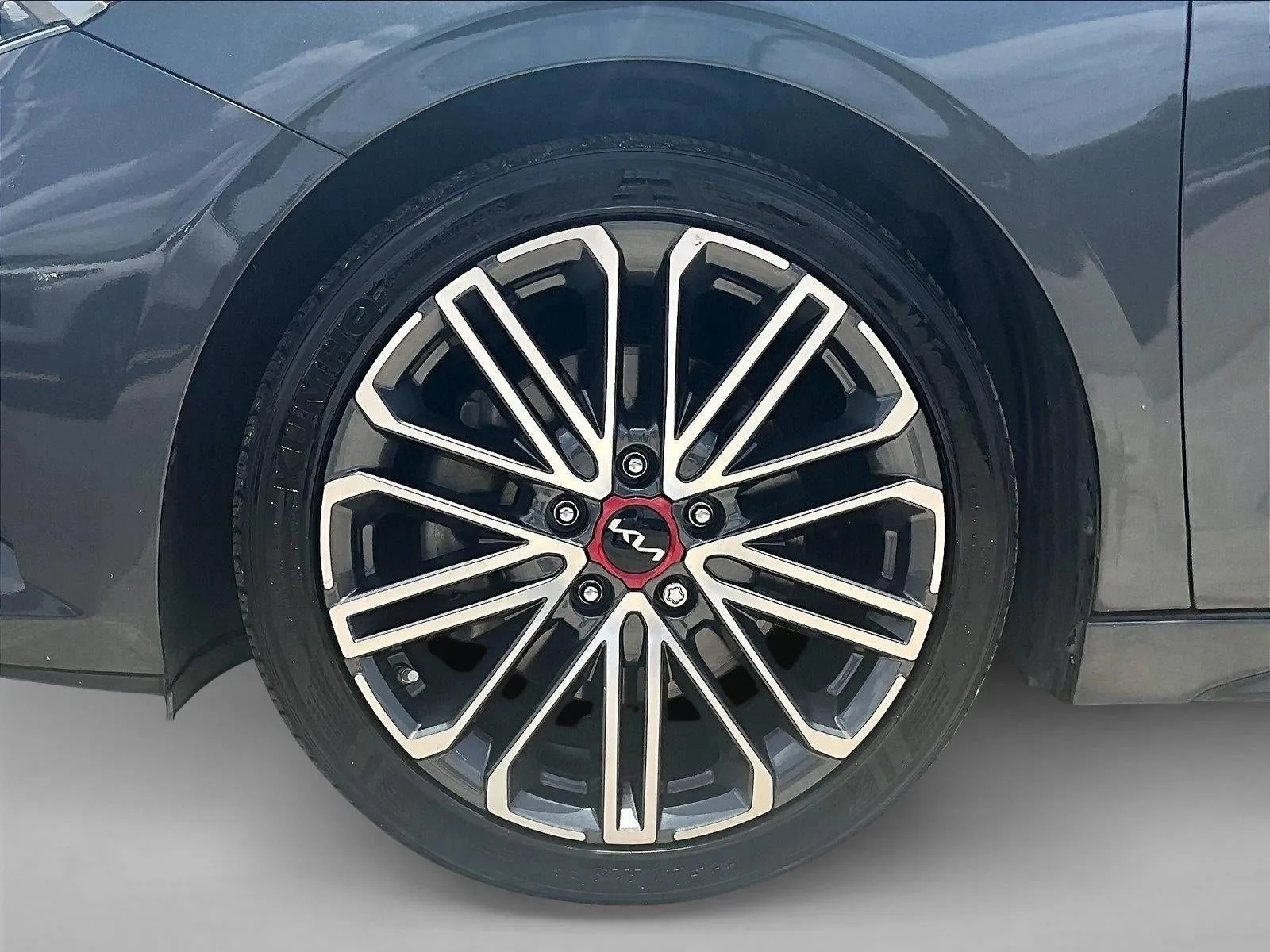 2023 Kia Forte GT photo 10