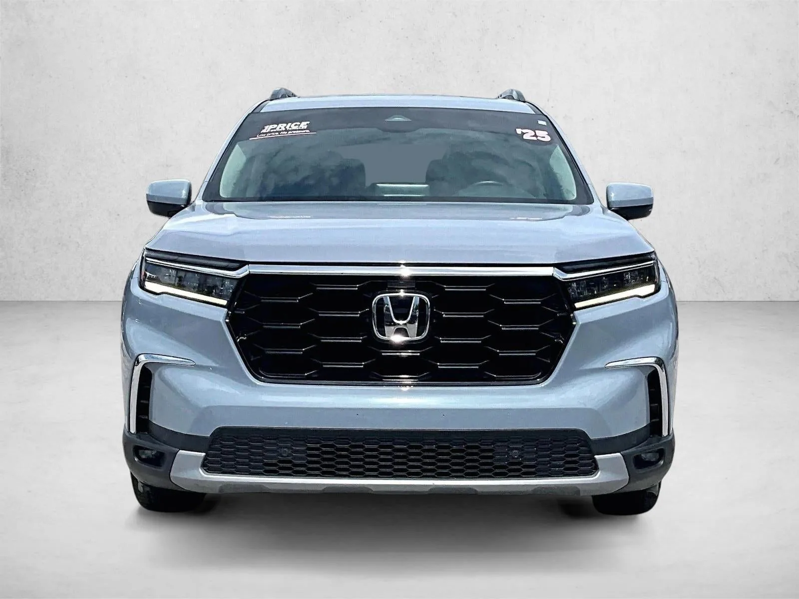 2025 Honda Pilot Touring photo 3