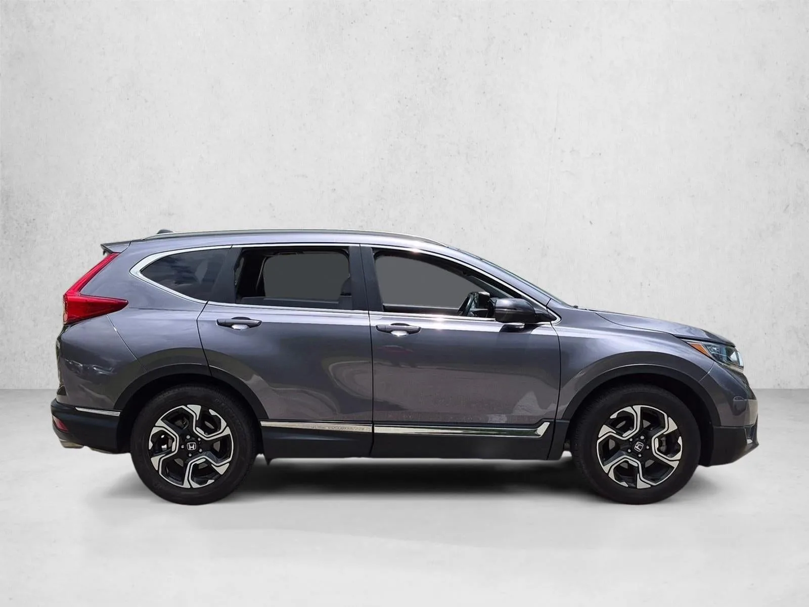 2017 Honda CR-V Touring 2WD photo 4