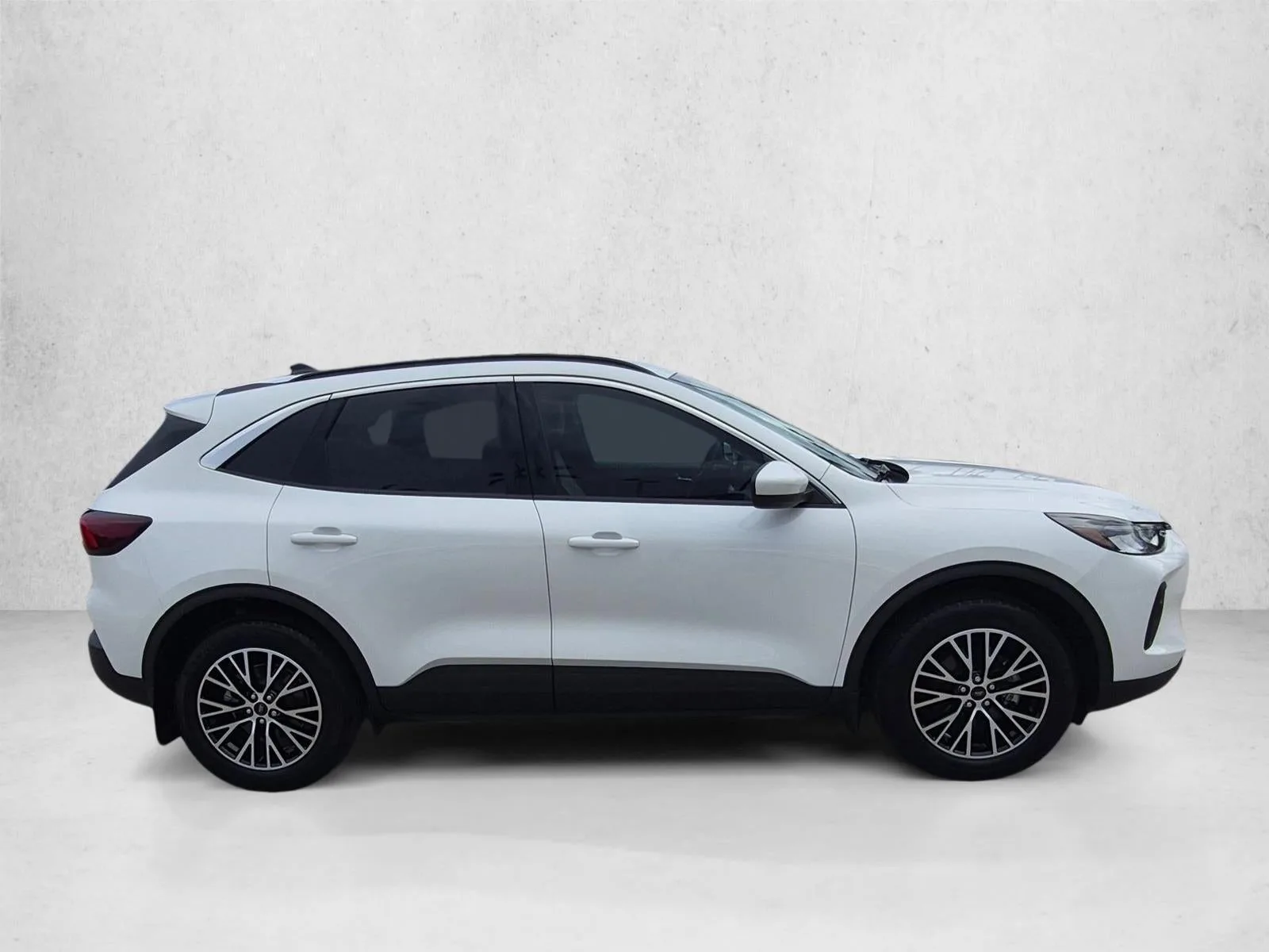 2024 Ford Escape PHEV FWD photo 4