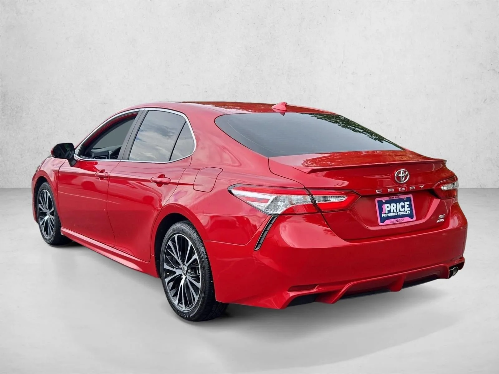 2020 Toyota Camry SE Auto AWD (Natl) photo 8