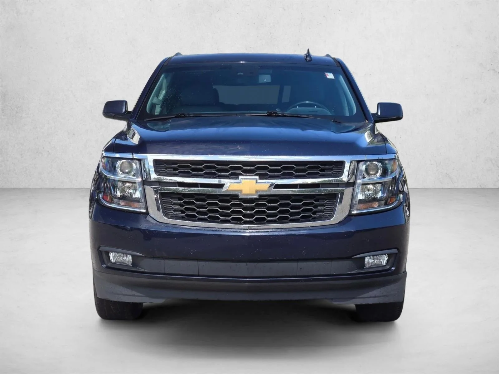 2020 Chevrolet Tahoe 2WD LT photo 2