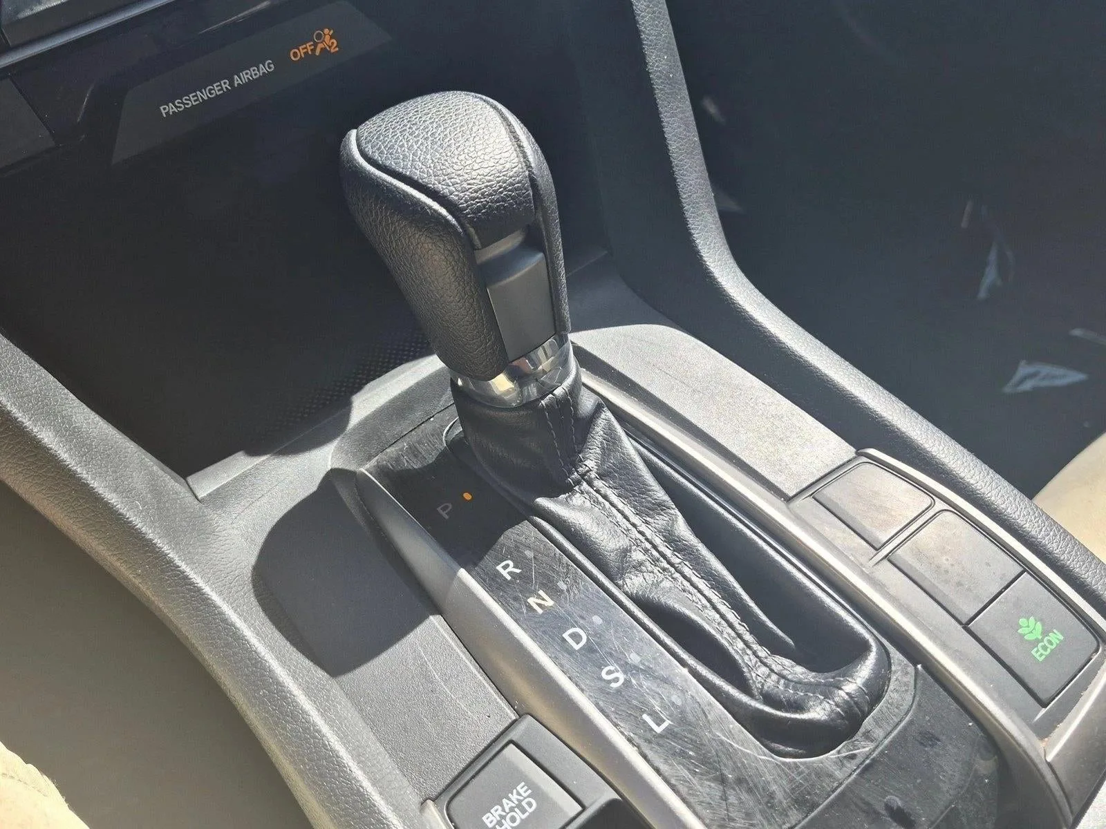 2018 Honda Civic Hatchback EX CVT photo 12