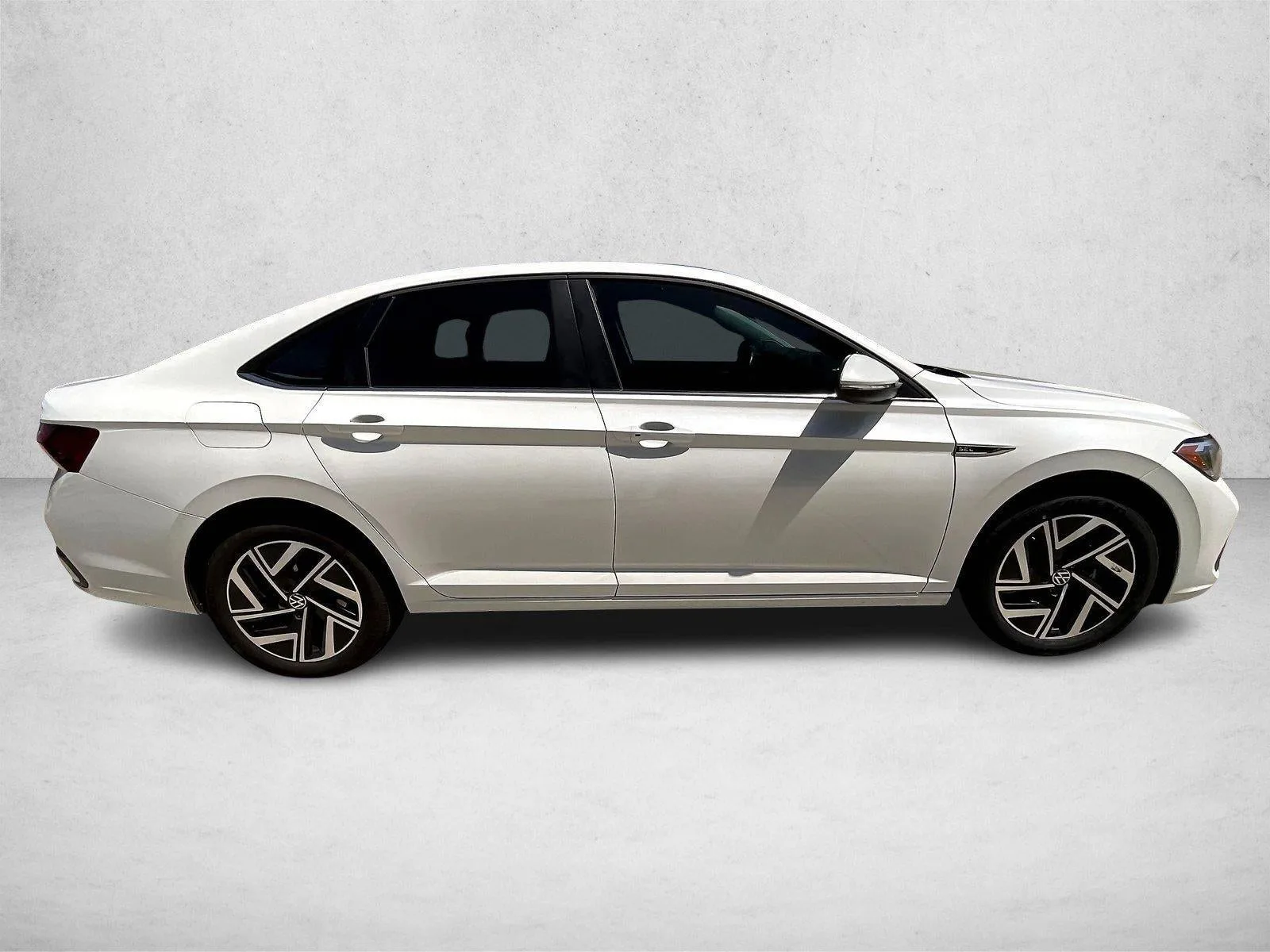 2024 Volkswagen Jetta SEL Auto photo 3