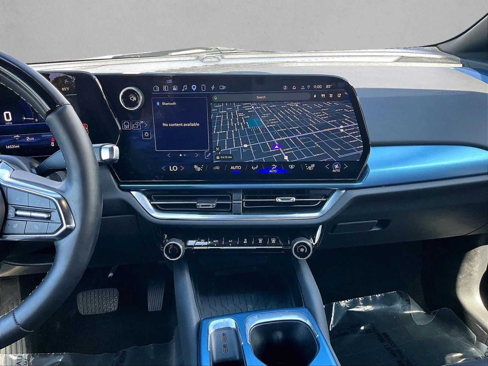 2024 Chevrolet Equinox EV 2LT photo 8