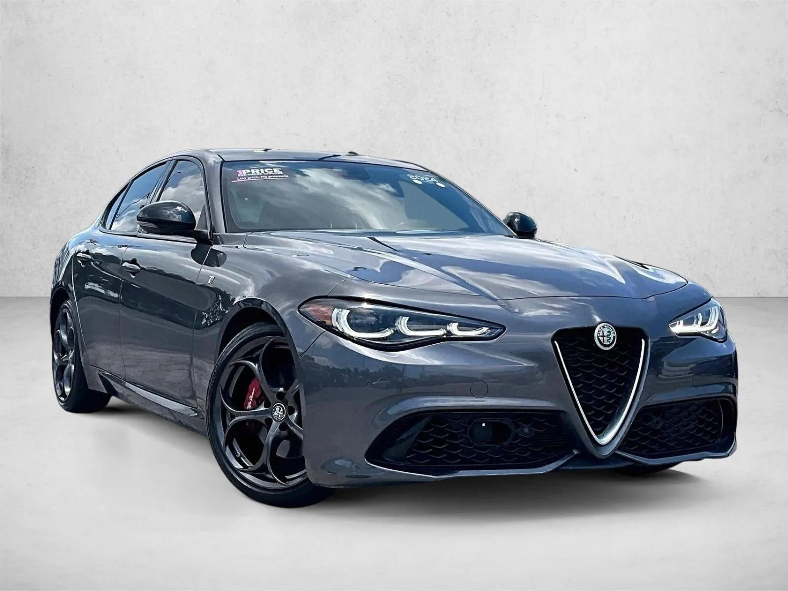 2024 Alfa Romeo Giulia Ti RWD photo 12