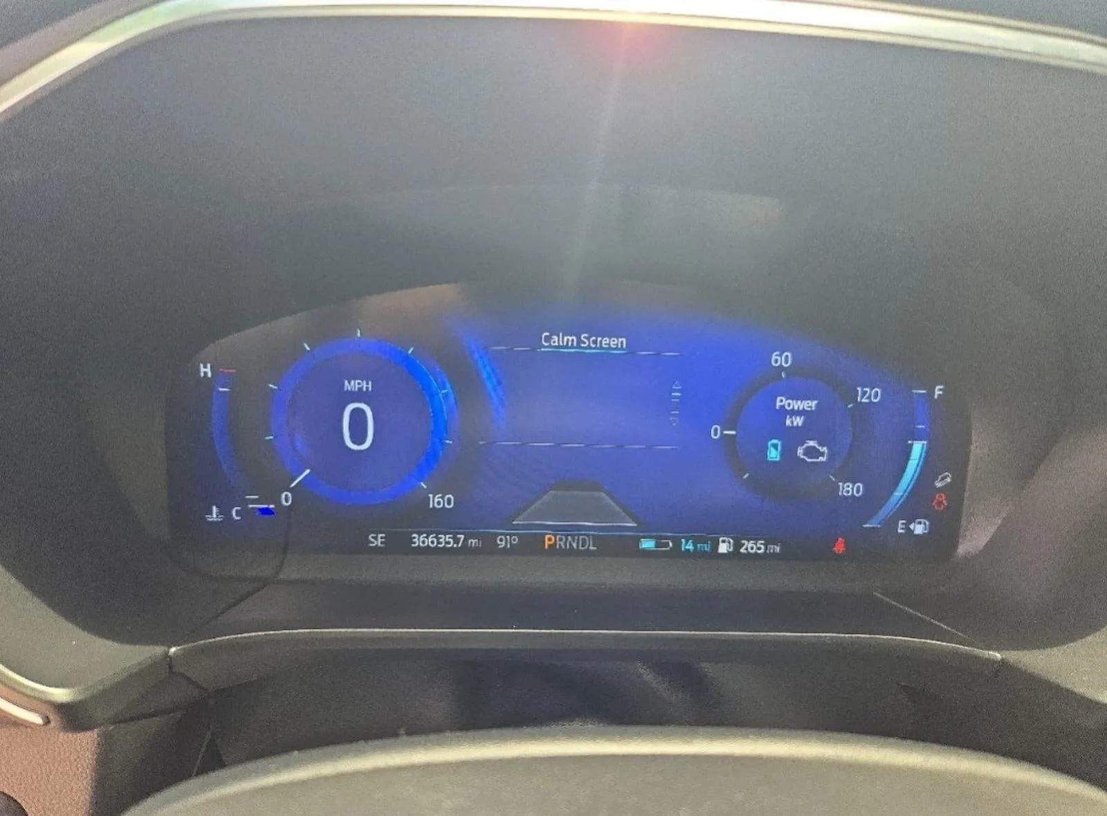 2022 Ford Escape Titanium Plug-In Hybrid FWD photo 11