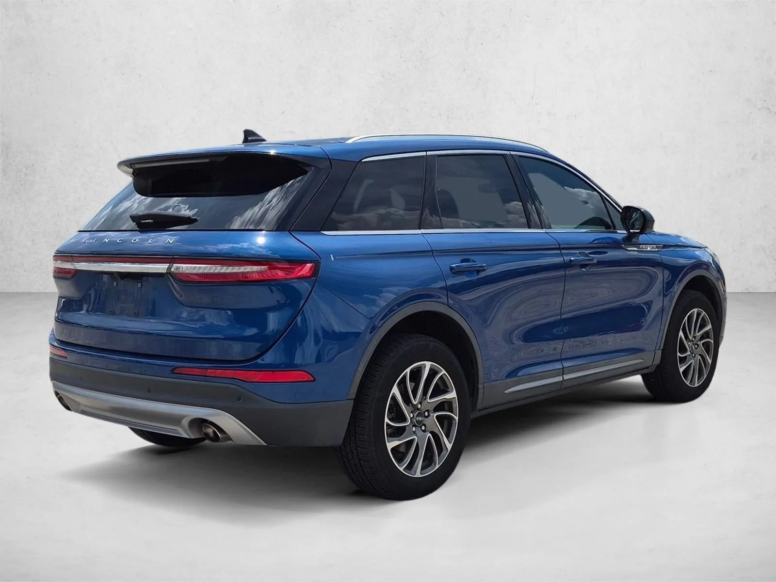 2021 Lincoln Corsair Standard FWD photo 5