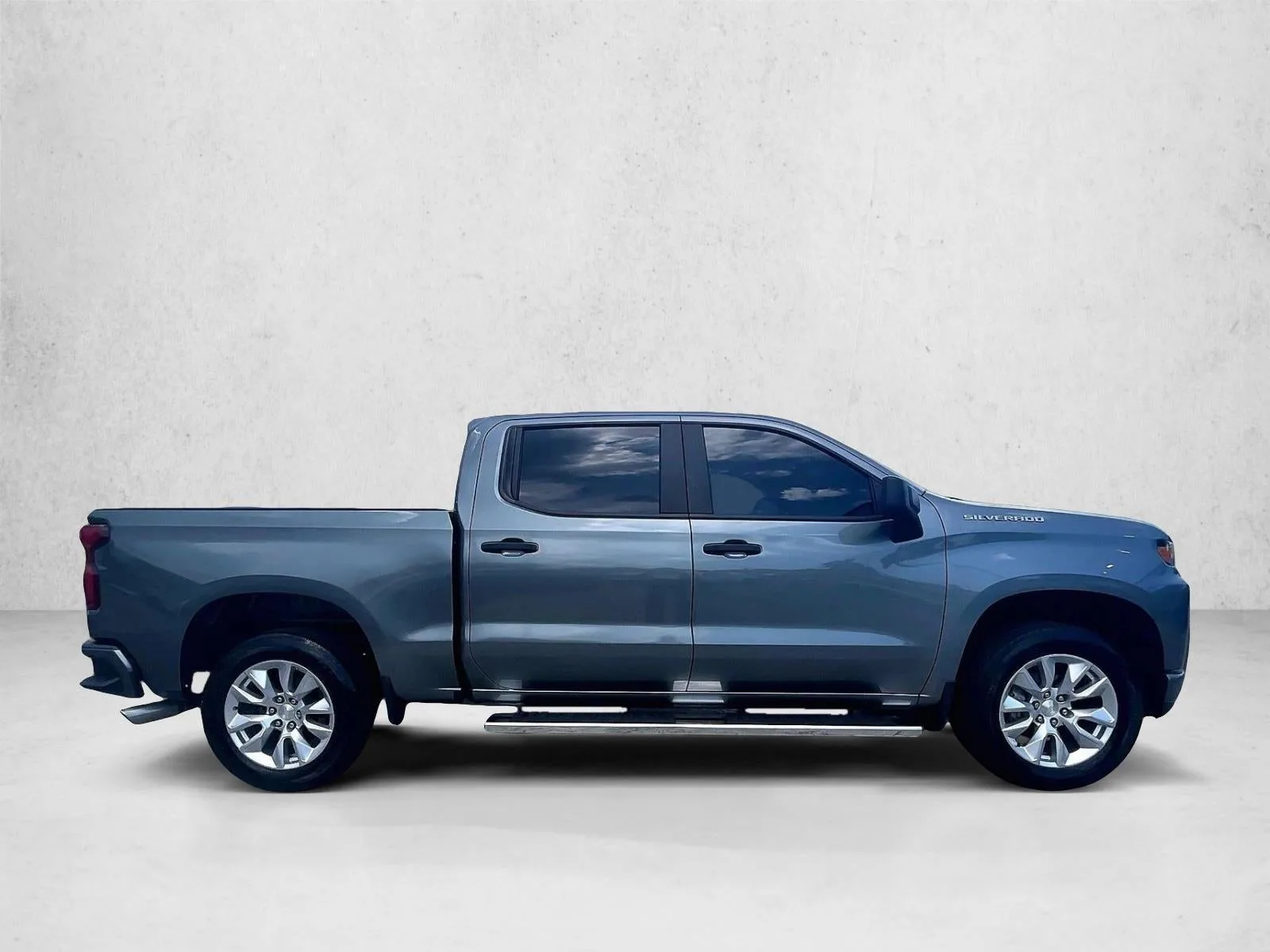 2019 Chevrolet Silverado 1500 Custom photo 5