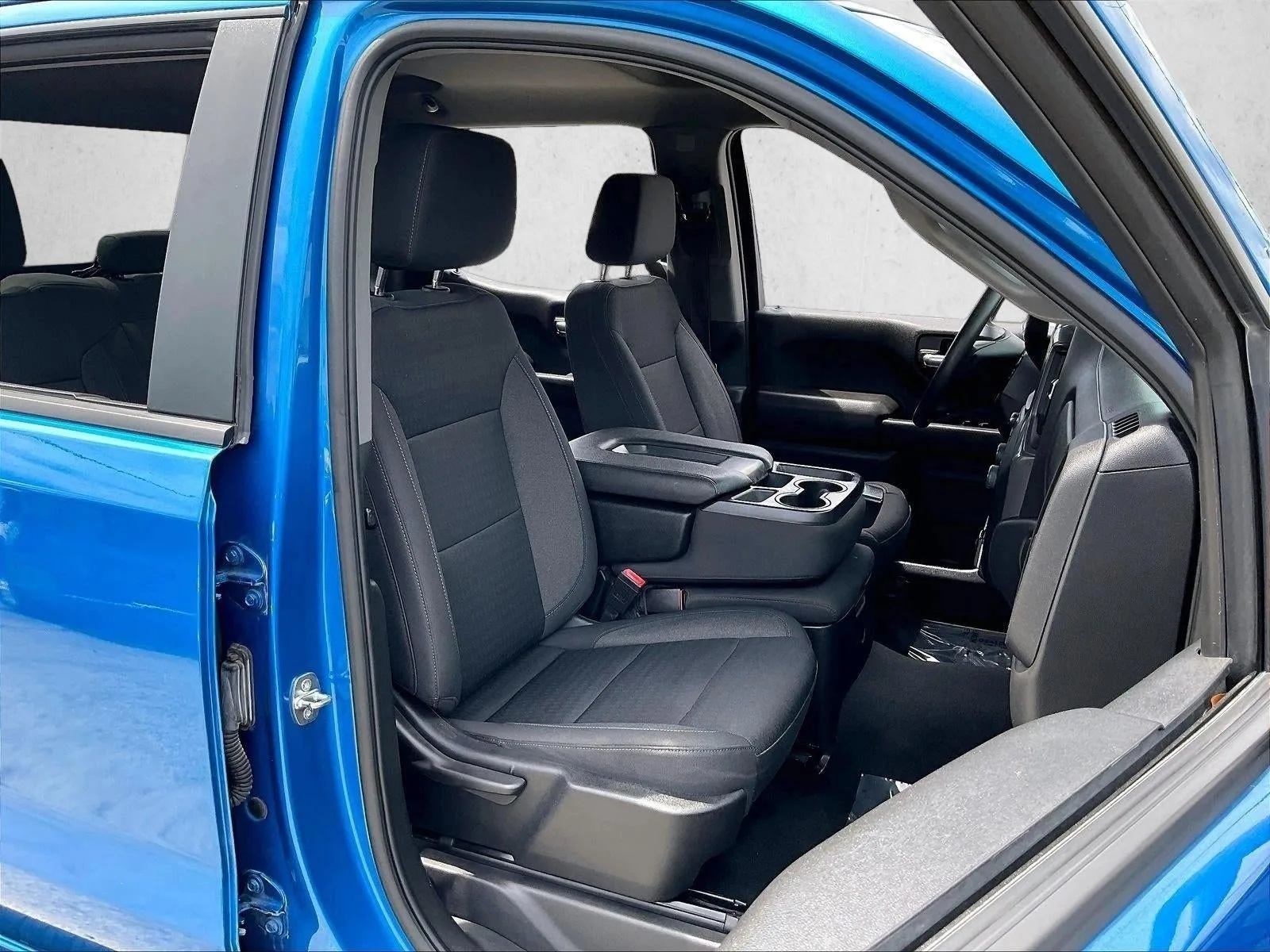 2022 Chevrolet Silverado 1500 Custom photo 9