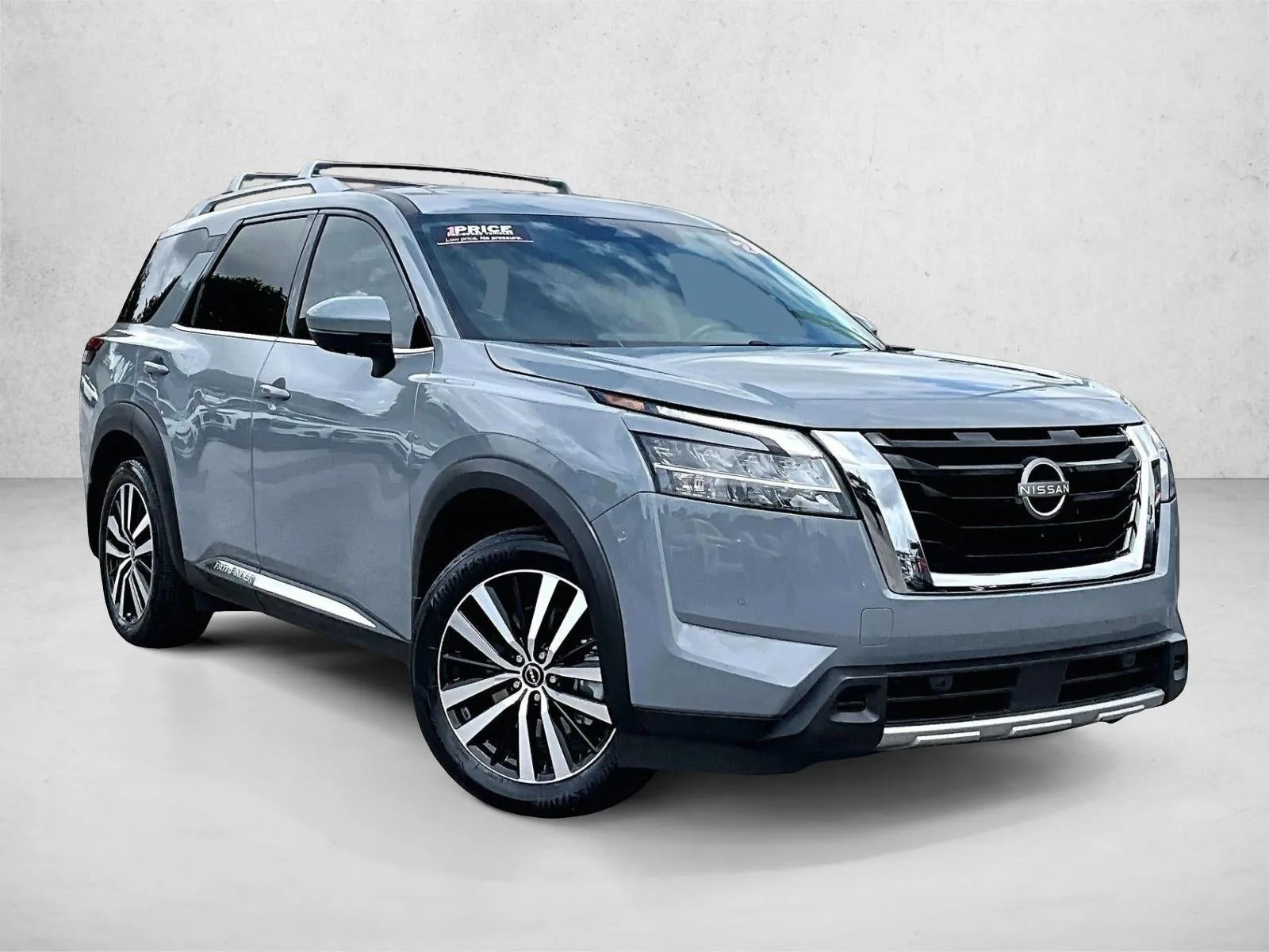 2024 Nissan Pathfinder Platinum 4WD photo 12