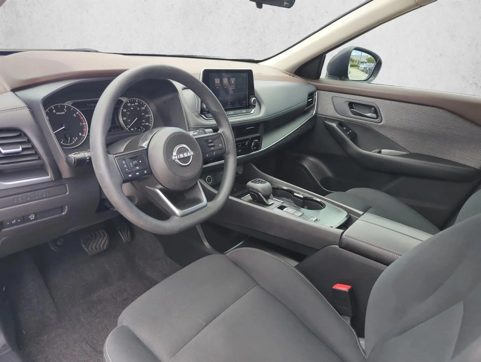2023 Nissan Rogue FWD S photo 8