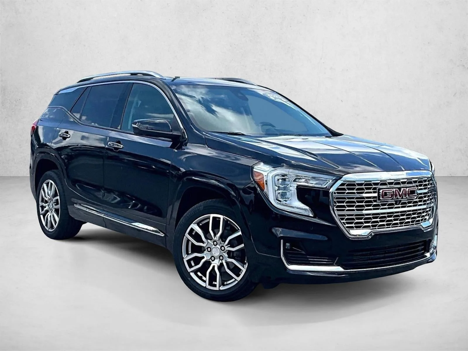2022 GMC Terrain Denali photo 12
