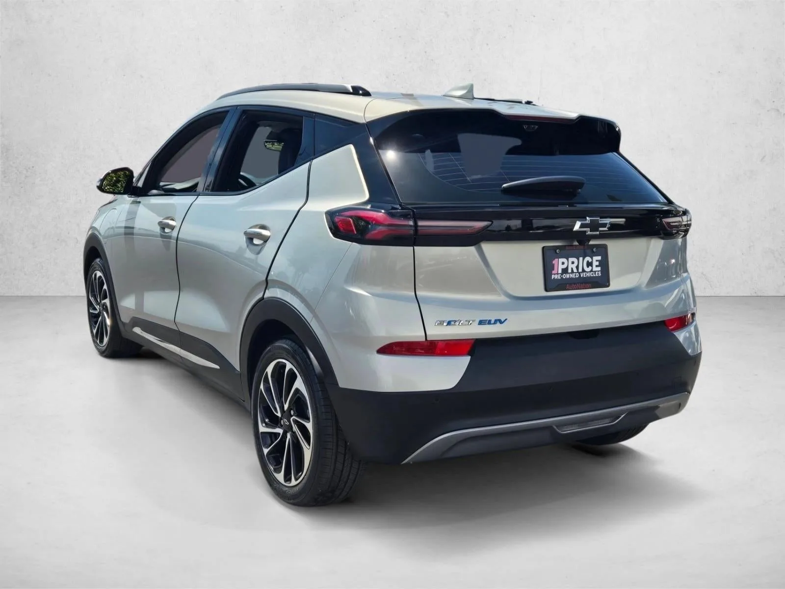 2023 Chevrolet Bolt EUV FWD 4dr Premier photo 7