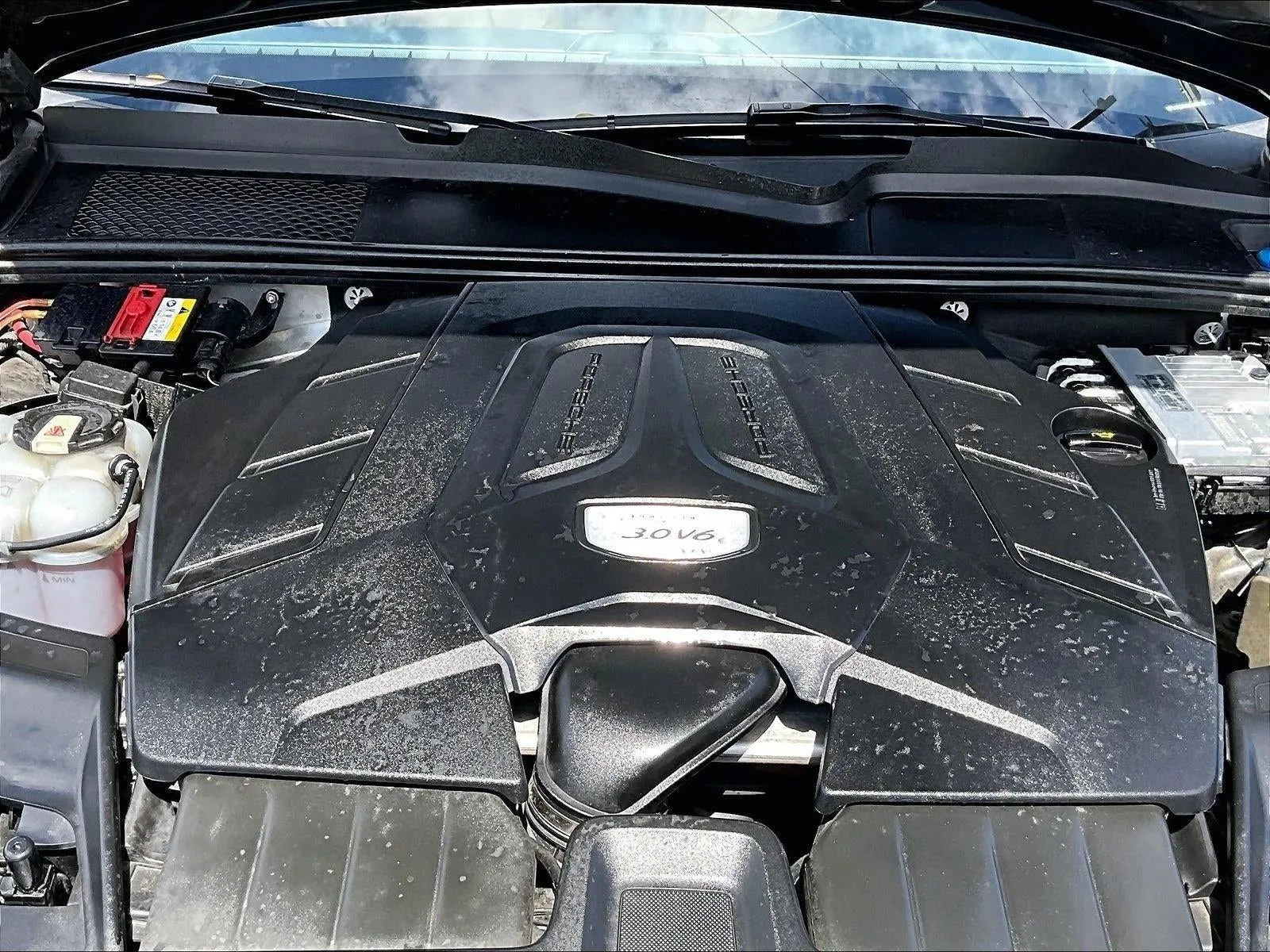 2020 Porsche Cayenne Base photo 11
