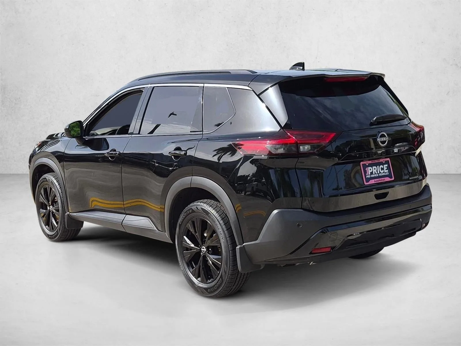 2023 Nissan Rogue AWD SV photo 8