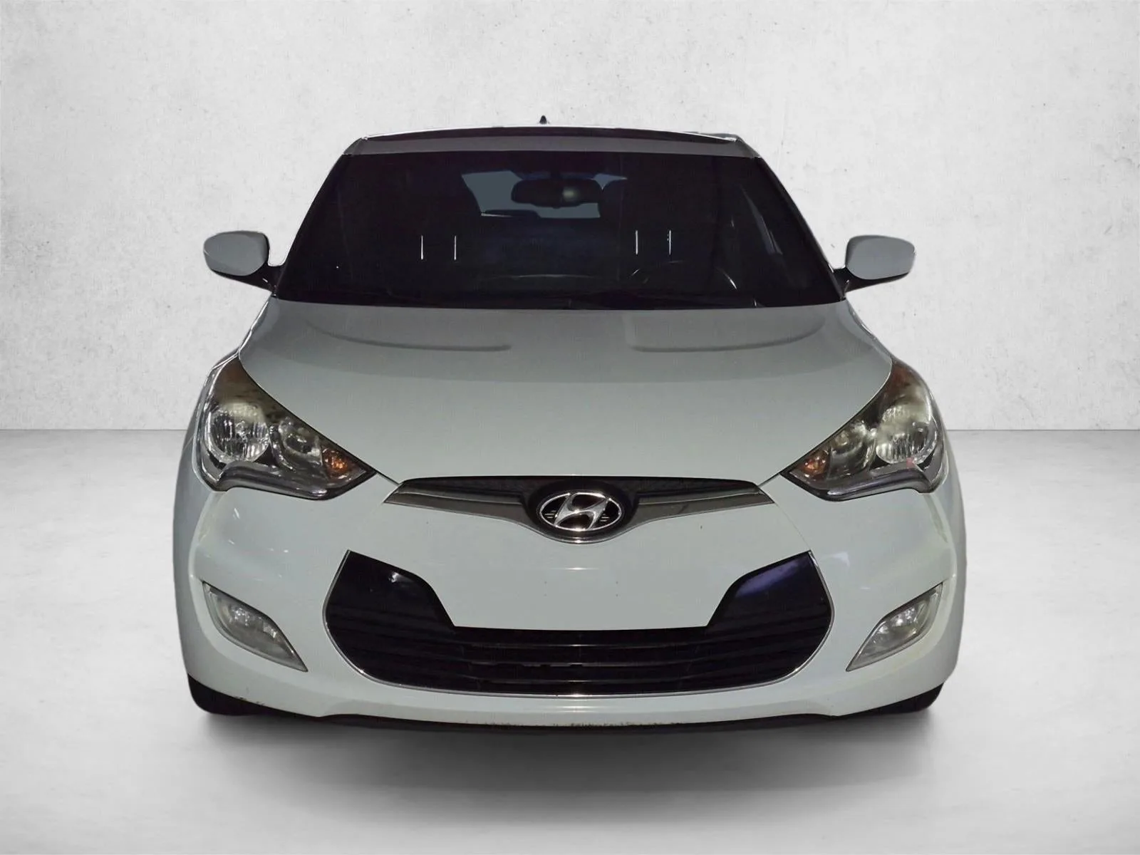 2017 Hyundai Veloster Value Edition photo 2