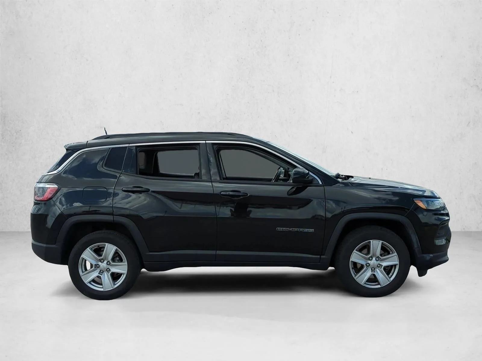 2022 Jeep Compass Latitude 4x4 photo 4