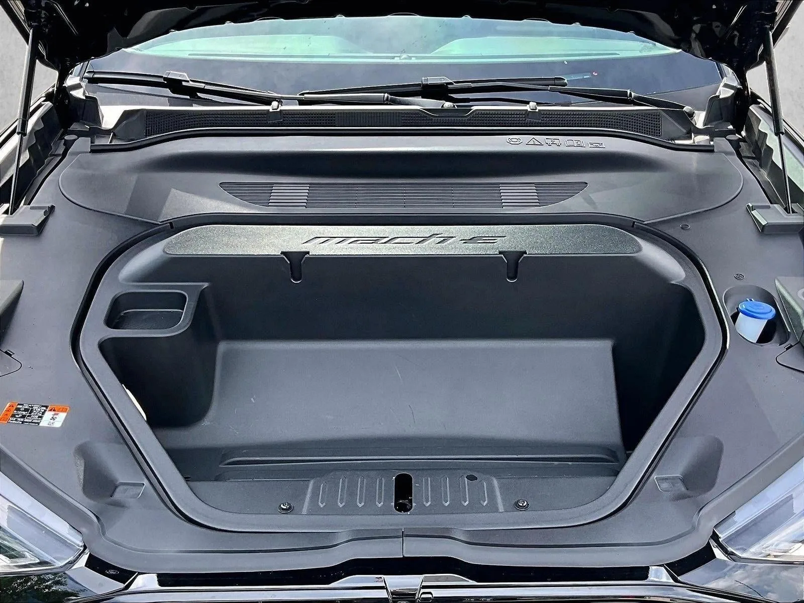 2026 Ford Mustang Mach-E Premium photo 11