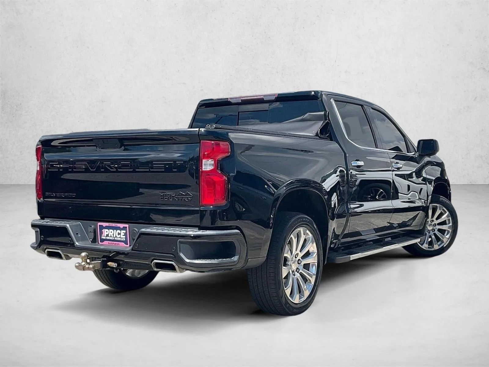 2019 Chevrolet Silverado 1500 High Country photo 2