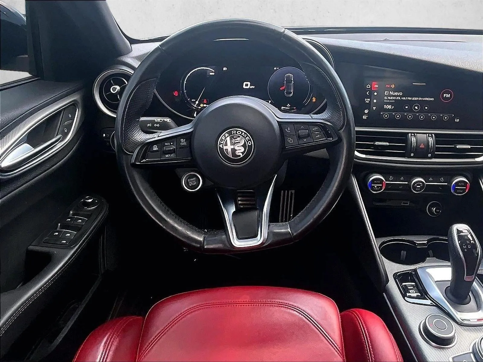 2024 Alfa Romeo Giulia Ti RWD photo 7