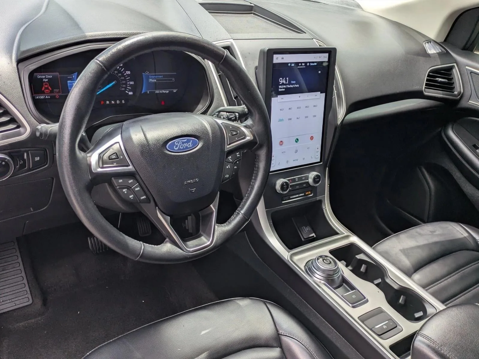 2024 Ford Edge SEL AWD photo 10