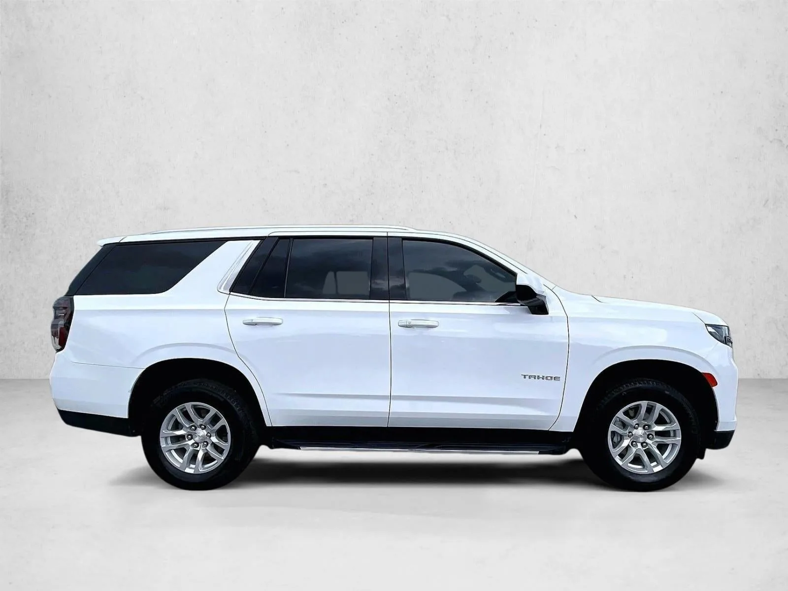 2021 Chevrolet Tahoe LS photo 5