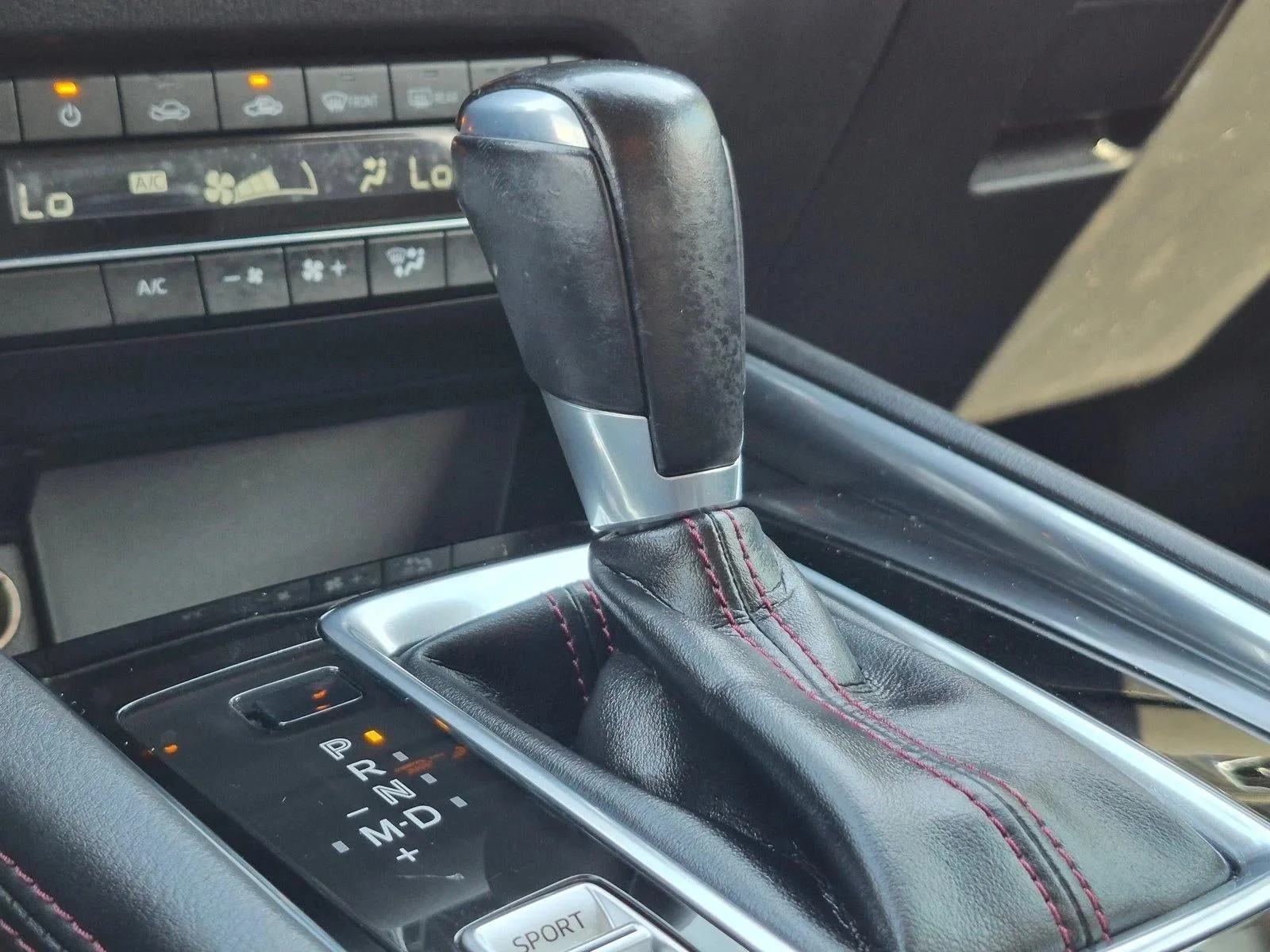 2022 Mazda CX-5 2.5 S Carbon Edition AWD photo 12