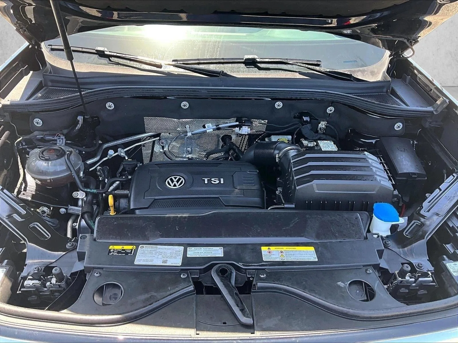 2023 Volkswagen Atlas 2.0T SE w/Technology photo 11