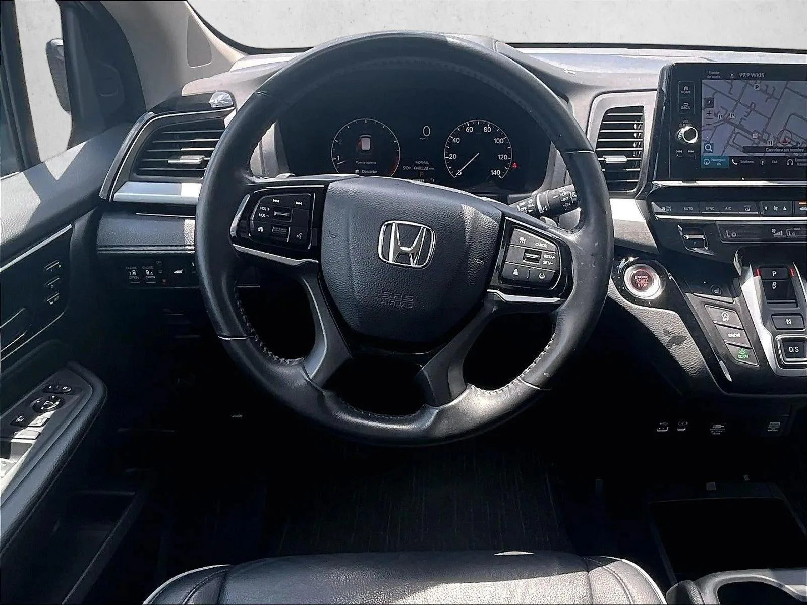 2025 Honda Odyssey Touring photo 7