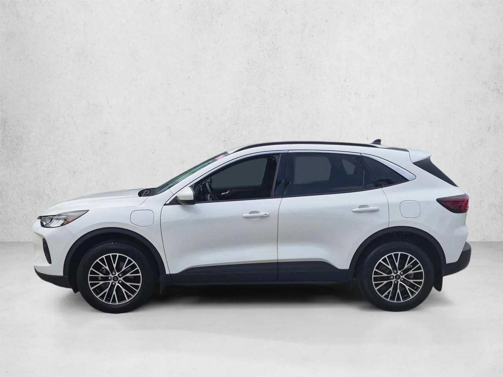 2024 Ford Escape PHEV FWD photo 9