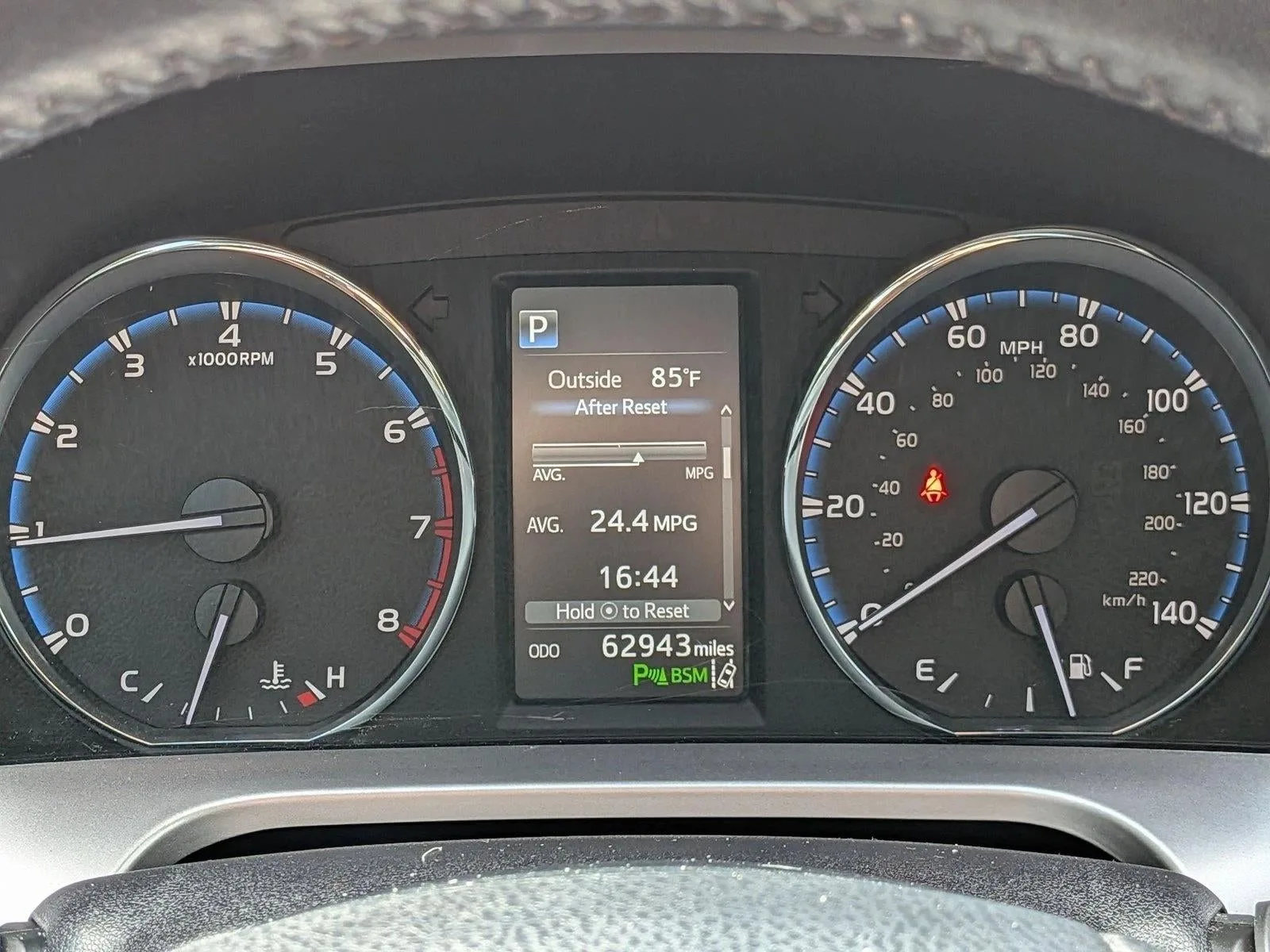 2016 Toyota RAV4 FWD 4dr Limited (Natl) photo 12