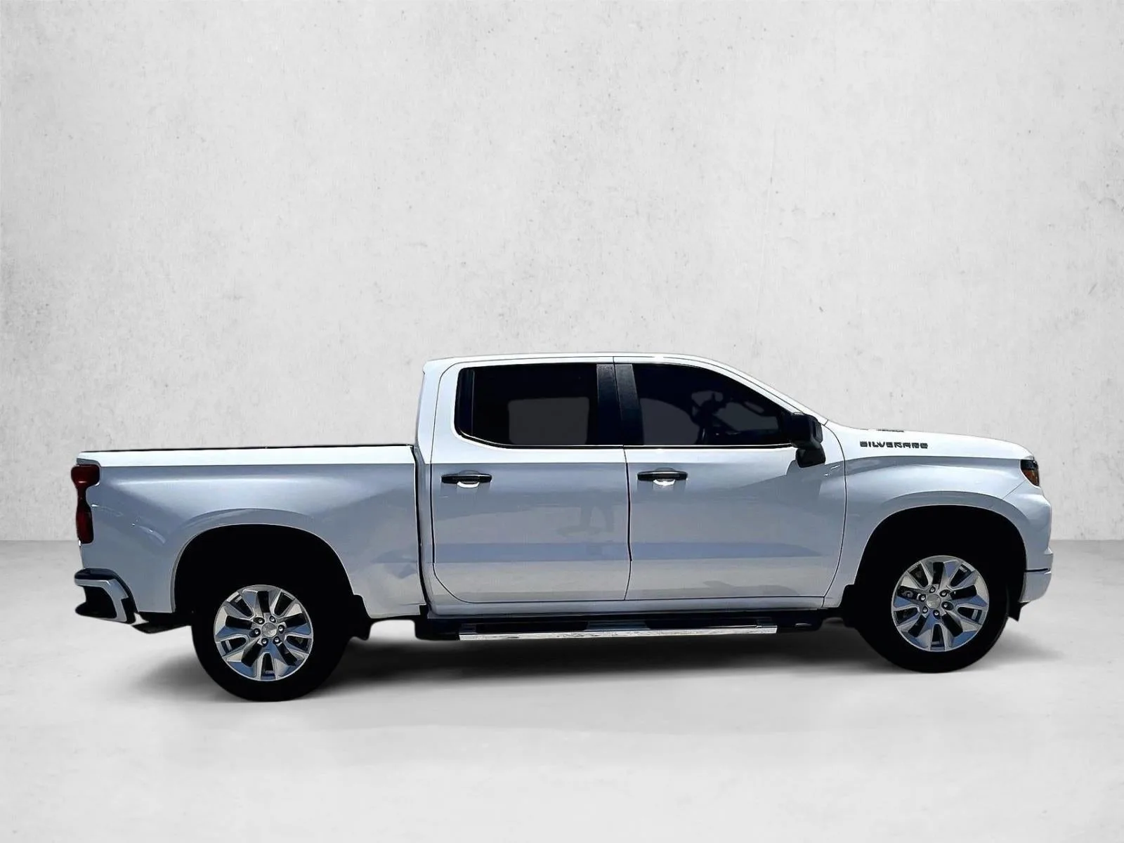 2026 Chevrolet Silverado 1500 Custom photo 5